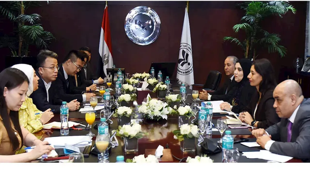 مصر تتعاون مع شيتشنج الصينية لتعزيز الاستثمارات المشتركة